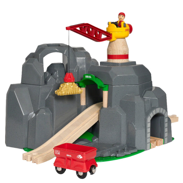 BRIO World Crane & Mountain Tunnel