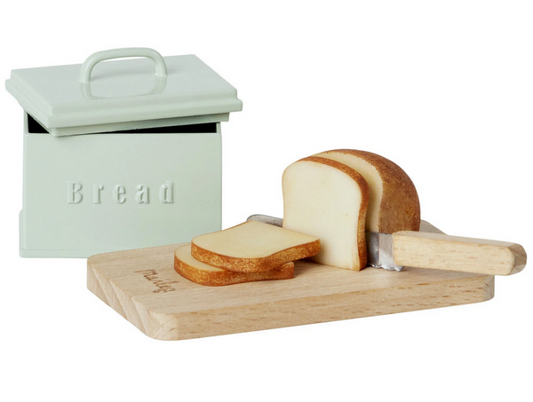 Maileg Miniature Bread Box with Cutting Board and Knife